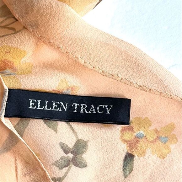 Ellen Tracy Silk Square Scarf Peach Roses Floral Print Lightweight Chiffon - Picture 9 of 10
